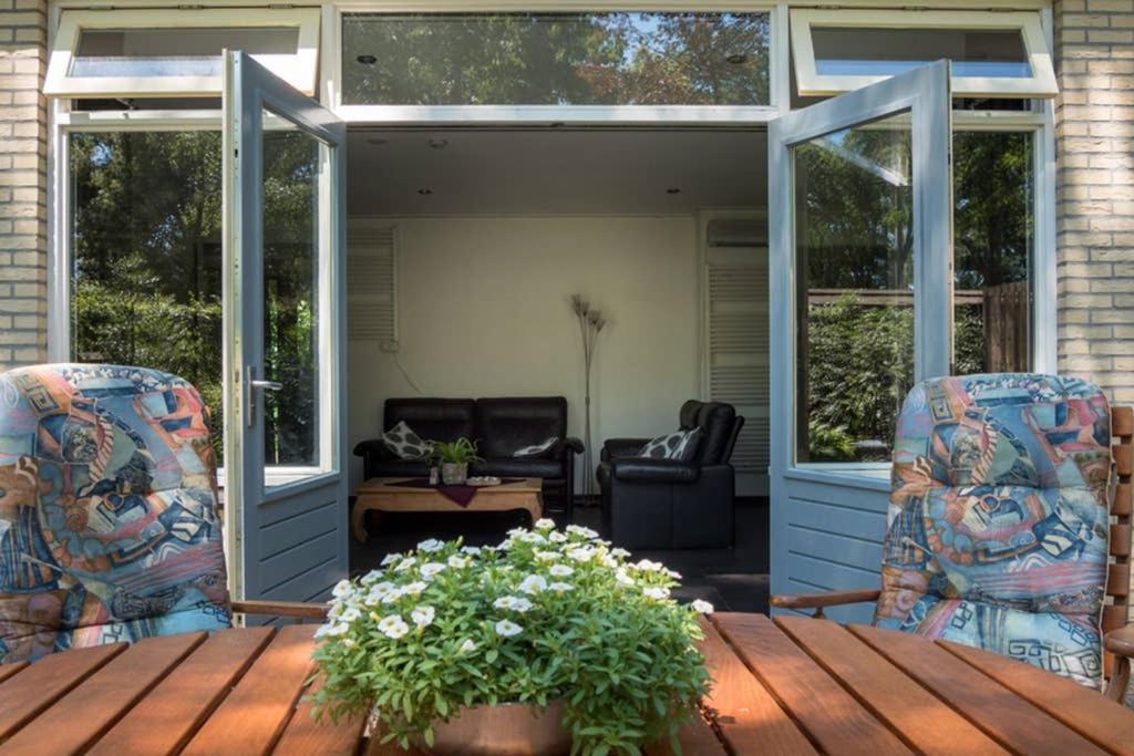 Luxe Recreatiebungalow ゼルヘーム エクステリア 写真